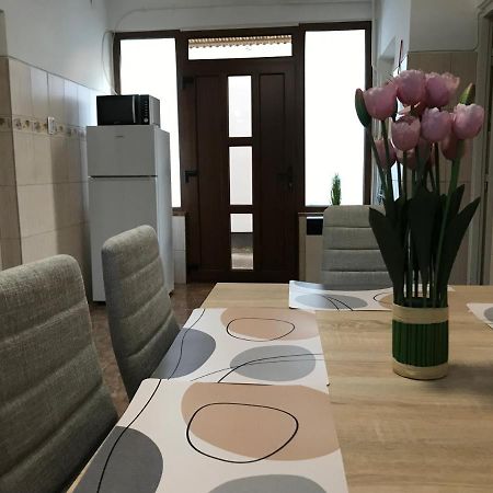 Summer Apartman Daire Hajdúszoboszló Dış mekan fotoğraf