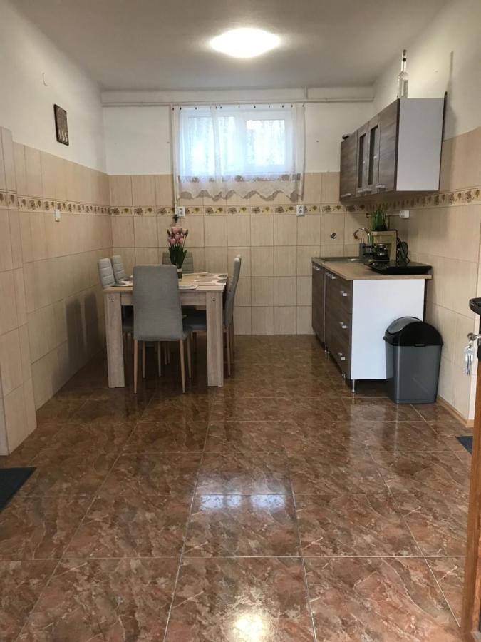 Summer Apartman Daire Hajdúszoboszló Dış mekan fotoğraf
